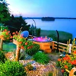 Perla Jezioraka - Caloroczny 100m Z Linia Brzegowa, Bania Z Jacuzzi I Pomostem *