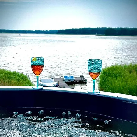 Perła Jezioraka - Całoroczny 100m Z Linią Brzegową, Banią Z Jacuzzi I Pomostem Siemiany