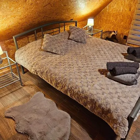 Perla Jezioraka - Caloroczny 100m Z Linia Brzegowa, Bania Z Jacuzzi I Pomostem Apartment