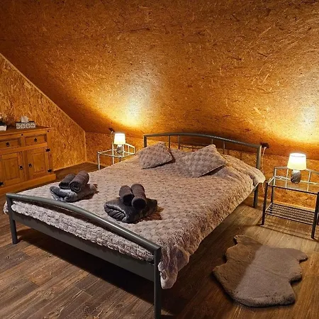 Apartment Perla Jezioraka - Caloroczny 100m Z Linia Brzegowa, Bania Z Jacuzzi I Pomostem
