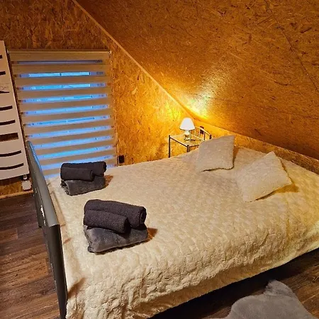Apartment Perla Jezioraka - Caloroczny 100m Z Linia Brzegowa, Bania Z Jacuzzi I Pomostem Siemiany