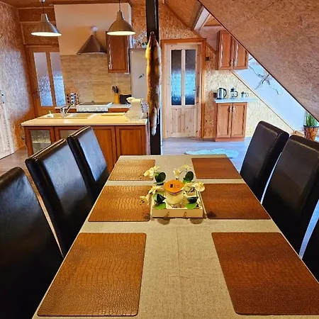 Perła Jezioraka - Całoroczny 100m Z Linią Brzegową, Banią Z Jacuzzi I Pomostem Apartament *