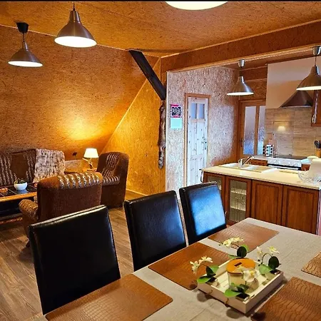 Apartament Perła Jezioraka - Całoroczny 100m Z Linią Brzegową, Banią Z Jacuzzi I Pomostem *