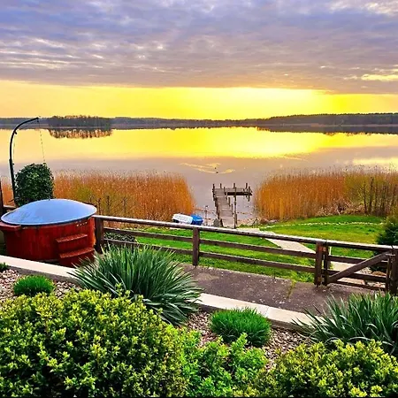 Apartament Perła Jezioraka - Całoroczny 100m Z Linią Brzegową, Banią Z Jacuzzi I Pomostem *