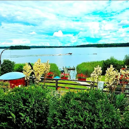 Apartamento Perla Jezioraka - Caloroczny 100m Z Linia Brzegowa, Bania Z Jacuzzi I Pomostem