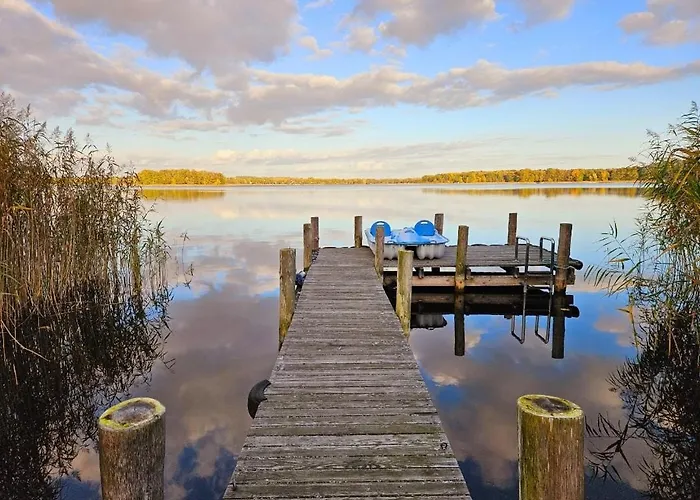 Perla Jezioraka - Caloroczny 100m Z Linia Brzegowa, Bania Z Jacuzzi I Pomostem Apartment