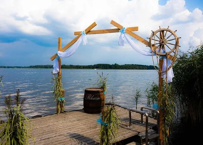 Perla Jezioraka - Caloroczny 100m Z Linia Brzegowa, Bania Z Jacuzzi I Pomostem Apartment Siemiany