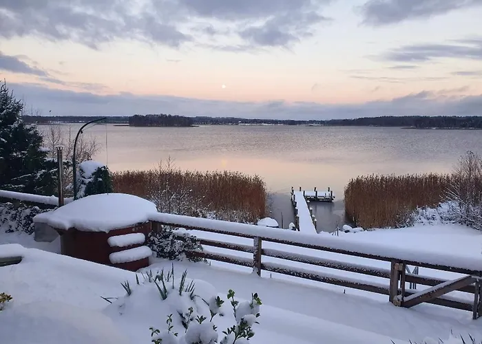 Apartment Perla Jezioraka - Caloroczny 100m Z Linia Brzegowa, Bania Z Jacuzzi I Pomostem *