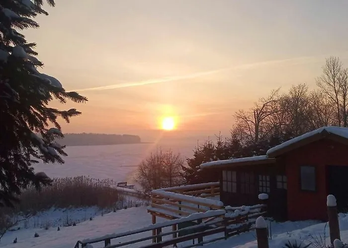 Perla Jezioraka - Caloroczny 100m Z Linia Brzegowa, Bania Z Jacuzzi I Pomostem Apartment Siemiany