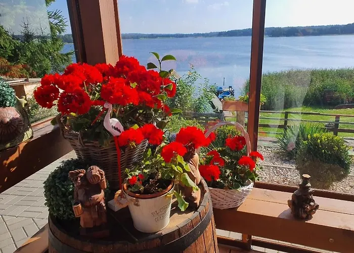 Apartment Perla Jezioraka - Caloroczny 100m Z Linia Brzegowa, Bania Z Jacuzzi I Pomostem