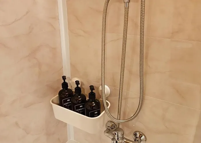 Apartment Perla Jezioraka - Caloroczny 100m Z Linia Brzegowa, Bania Z Jacuzzi I Pomostem *