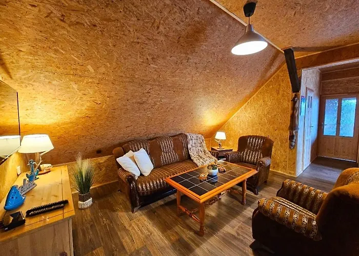 Apartment Perla Jezioraka - Caloroczny 100m Z Linia Brzegowa, Bania Z Jacuzzi I Pomostem