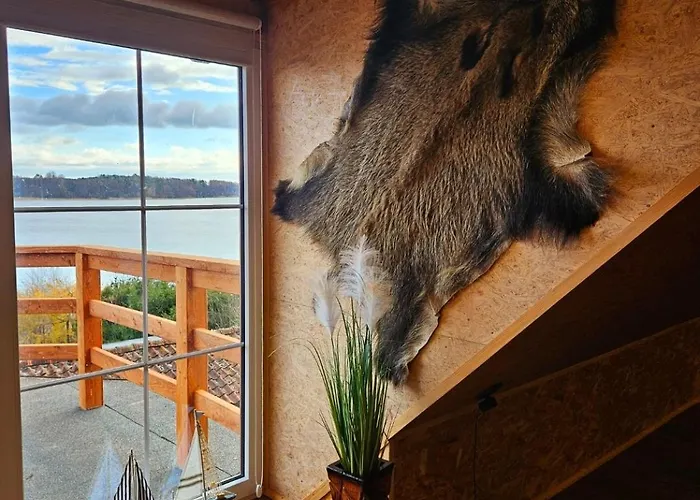 Perla Jezioraka - Caloroczny 100m Z Linia Brzegowa, Bania Z Jacuzzi I Pomostem Apartment *