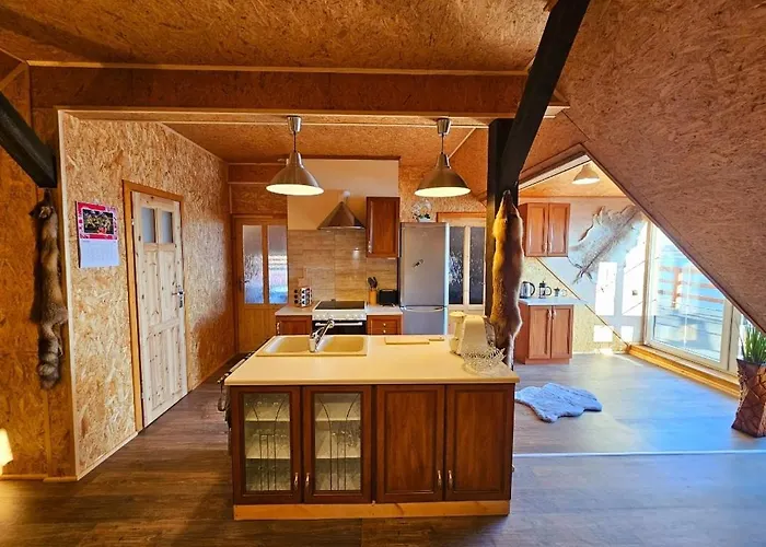 Apartment Perla Jezioraka - Caloroczny 100m Z Linia Brzegowa, Bania Z Jacuzzi I Pomostem *