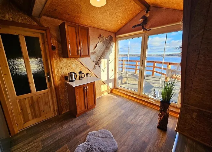 Apartment Perla Jezioraka - Caloroczny 100m Z Linia Brzegowa, Bania Z Jacuzzi I Pomostem Siemiany