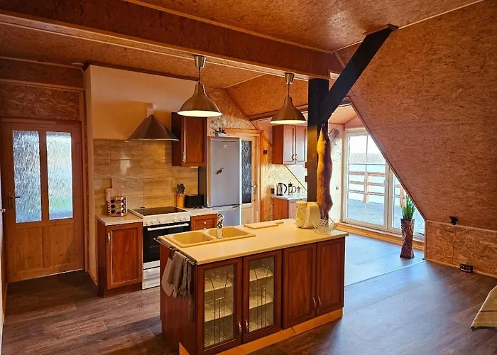 Perla Jezioraka - Caloroczny 100m Z Linia Brzegowa, Bania Z Jacuzzi I Pomostem Siemiany