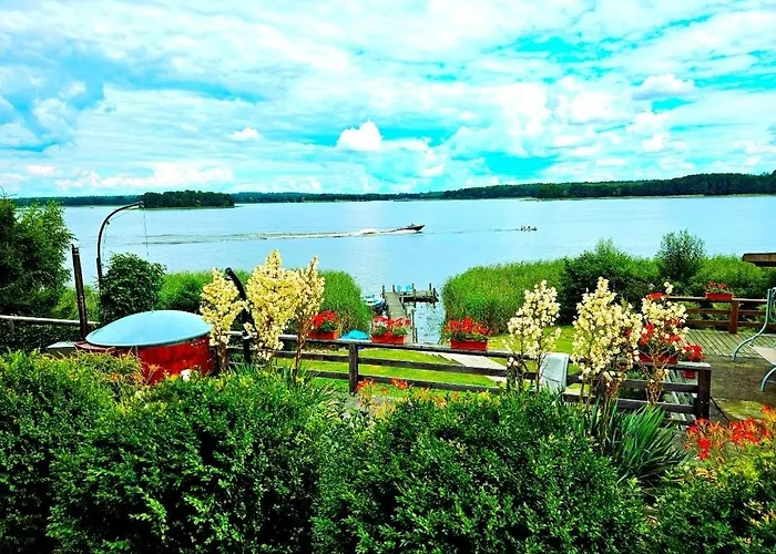 Apartment Perla Jezioraka - Caloroczny 100m Z Linia Brzegowa, Bania Z Jacuzzi I Pomostem